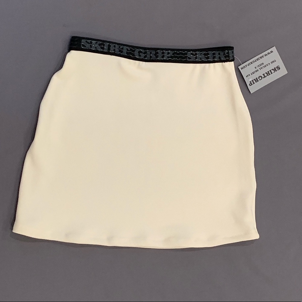 Skirt Grip - The Knit Skirt - Cream w texture